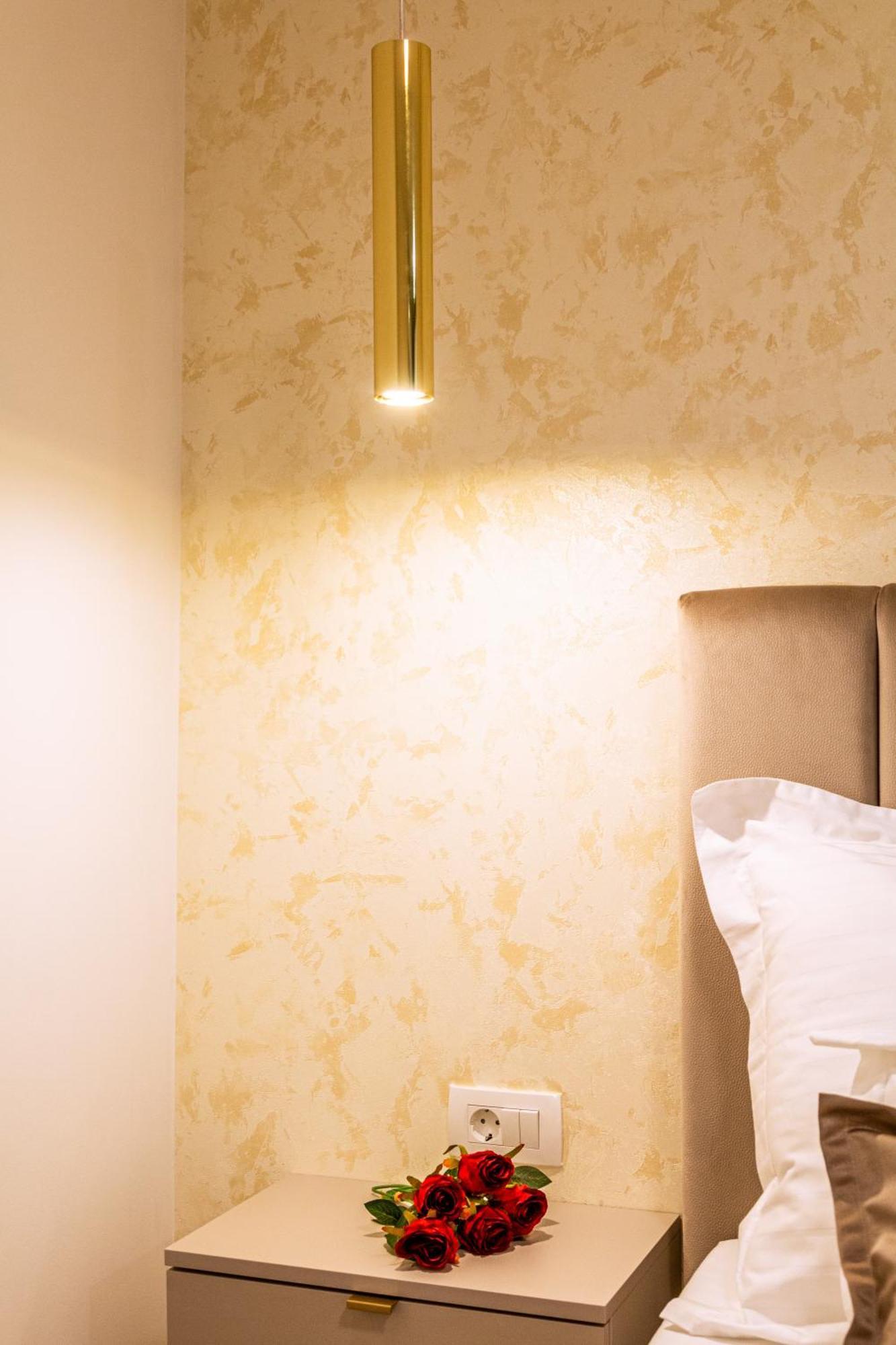Luxury 2 Bedroom-2 Bathroom Apartment & Studio App With Rooftop Terrace Split Exteriér fotografie