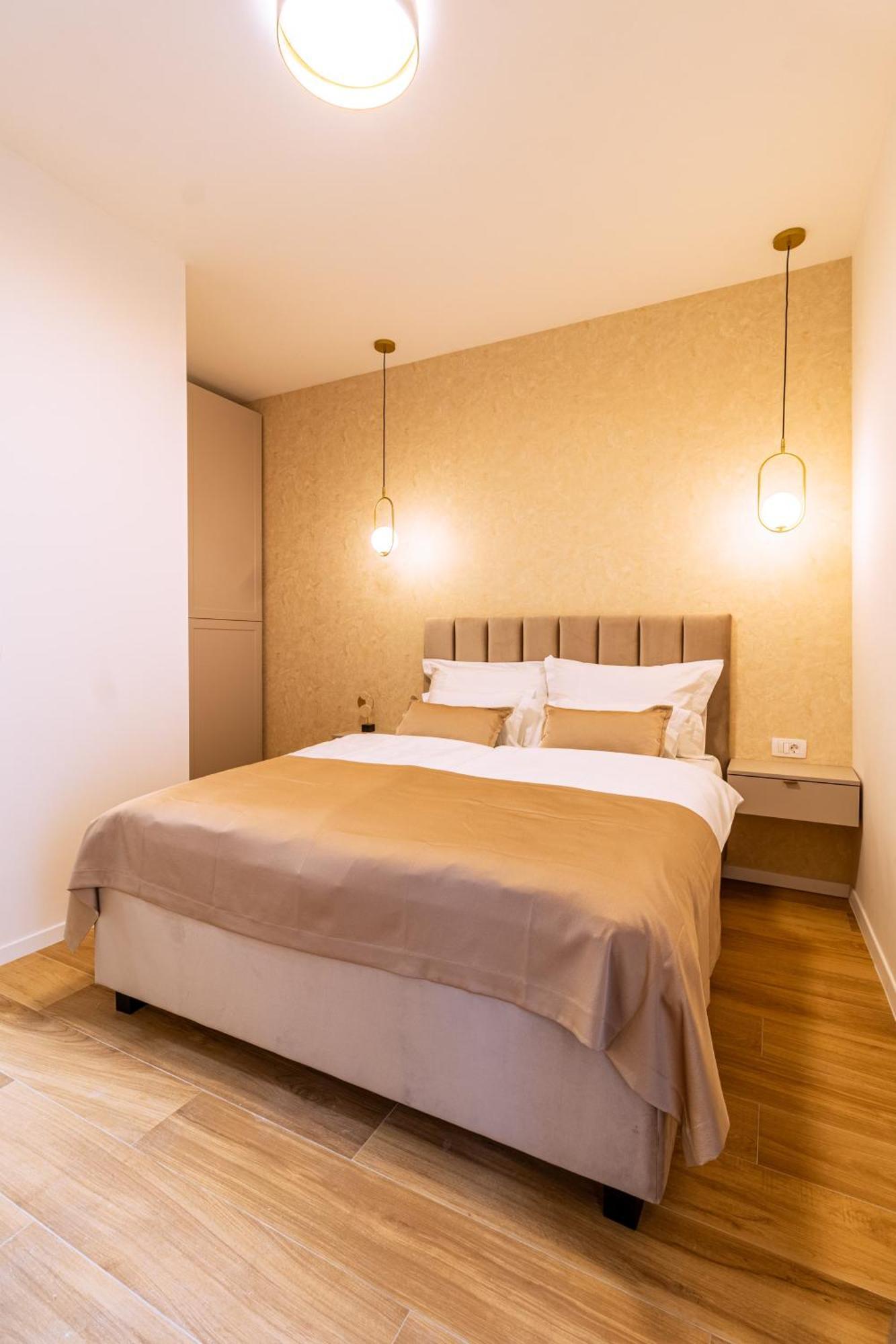 Luxury 2 Bedroom-2 Bathroom Apartment & Studio App With Rooftop Terrace Split Pokoj fotografie