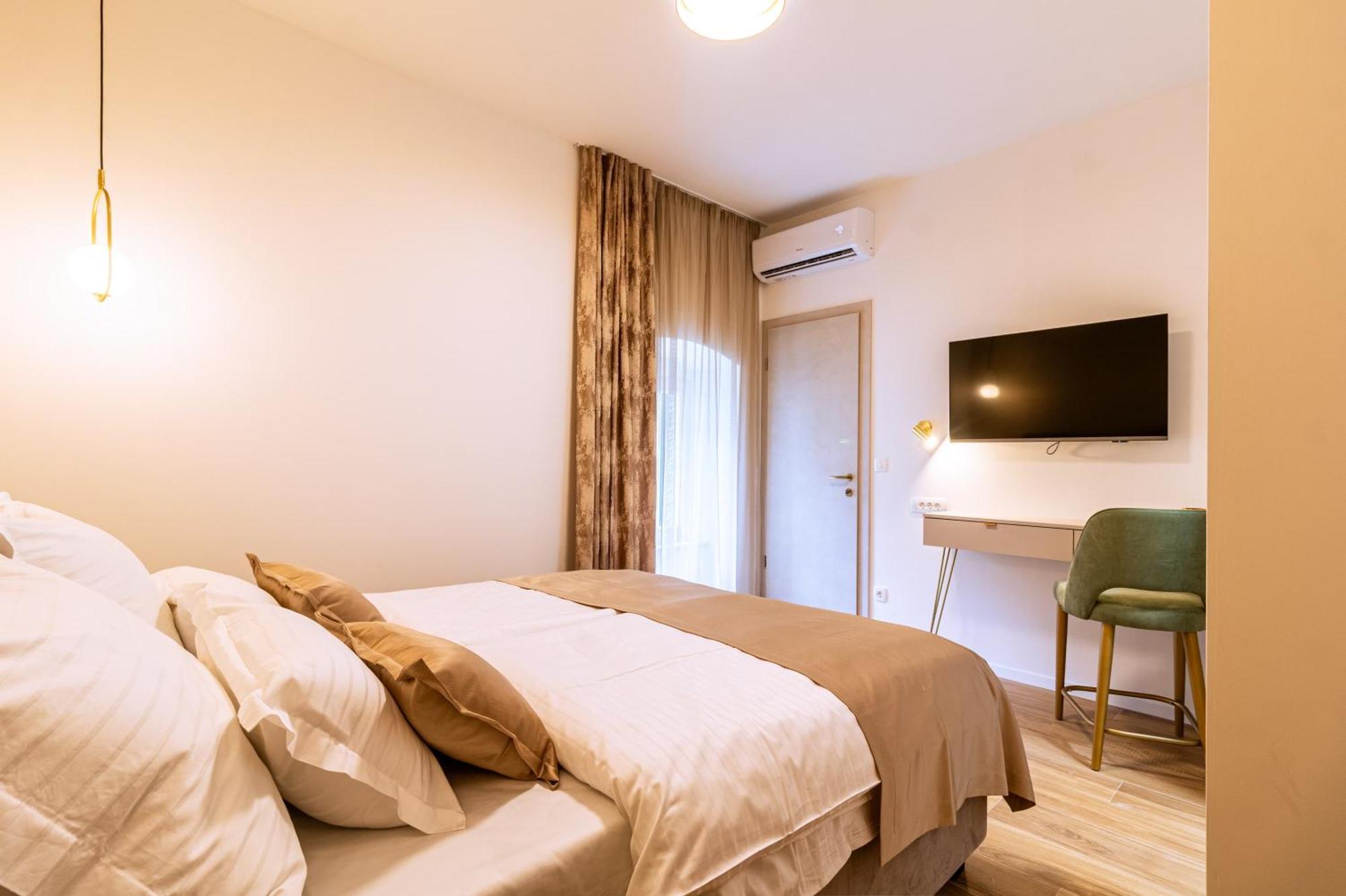 Apartmán Luxury App Palace Old Town& Studio Green Melody With Terrace Split Pokoj fotografie