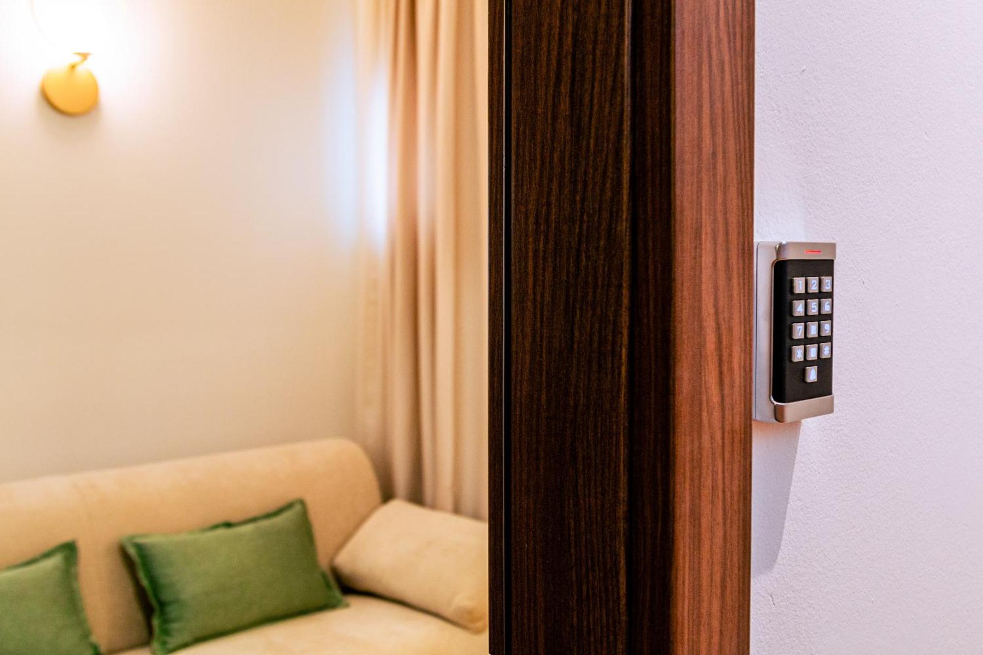 Luxury 2 Bedroom-2 Bathroom Apartment & Studio App With Rooftop Terrace Split Pokoj fotografie