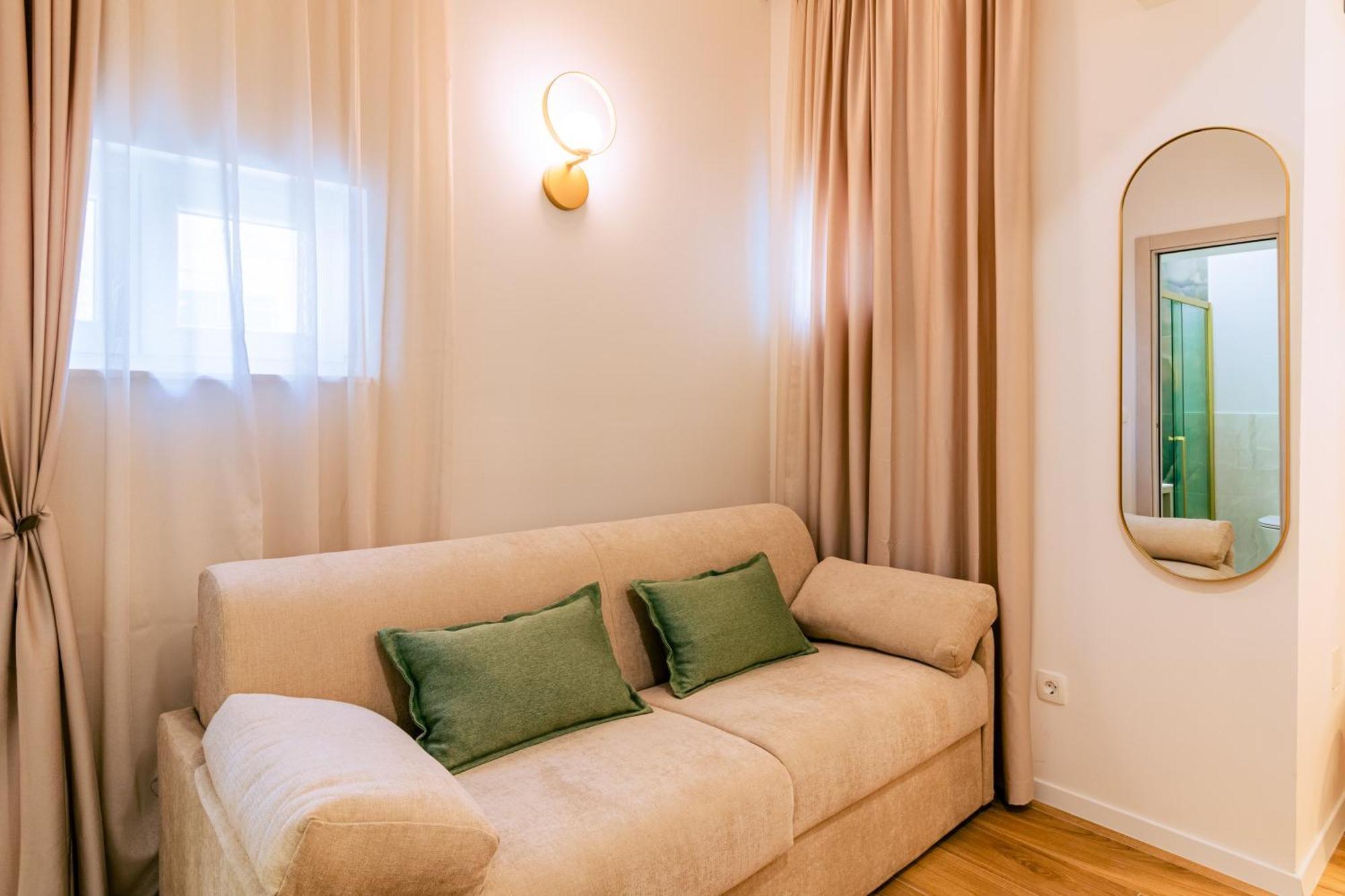 Apartmán Luxury App Palace Old Town& Studio Green Melody With Terrace Split Pokoj fotografie