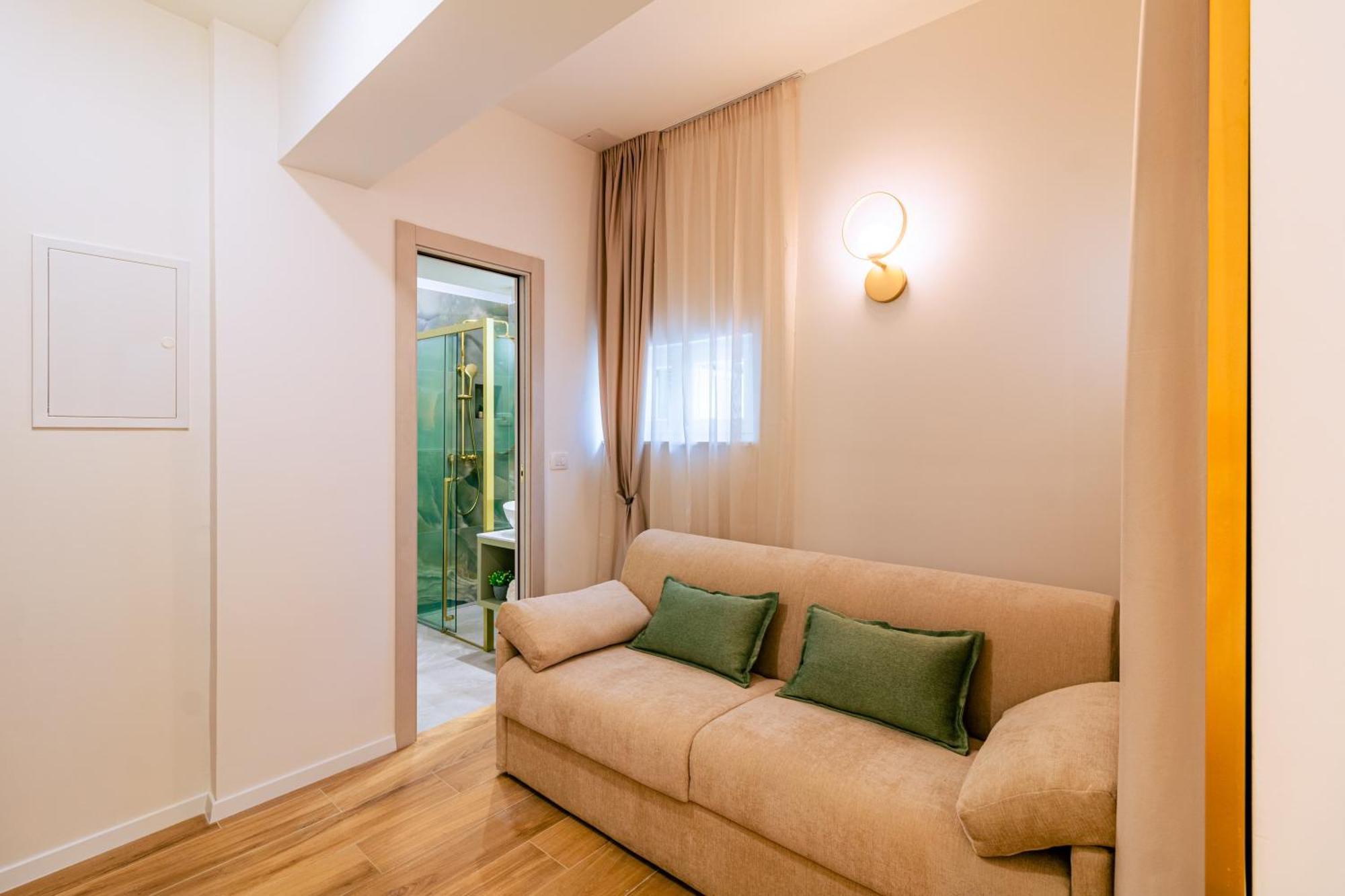 Luxury 2 Bedroom-2 Bathroom Apartment & Studio App With Rooftop Terrace Split Exteriér fotografie